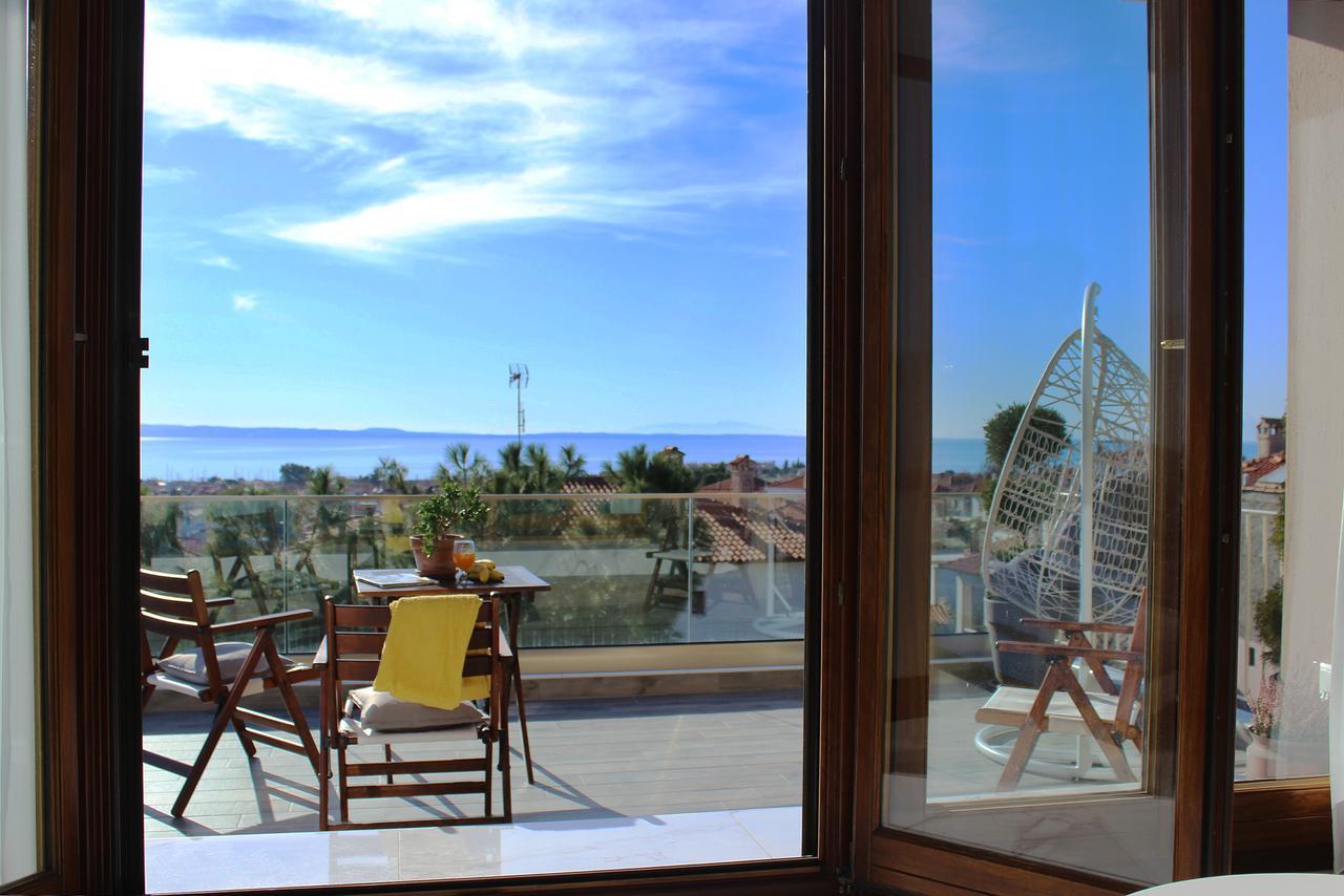 Pinehouse King Suite Никити Экстерьер фото